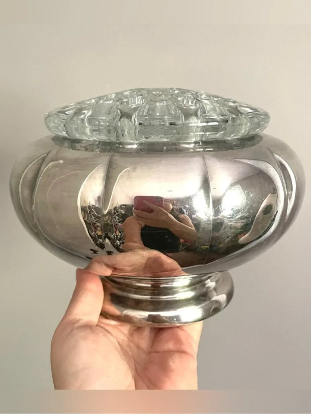 Vintage Silver Plated Rose Bowl w/ Glass Flower Frog - 7” diameter 🇨🇦 - Picture 2 of 9